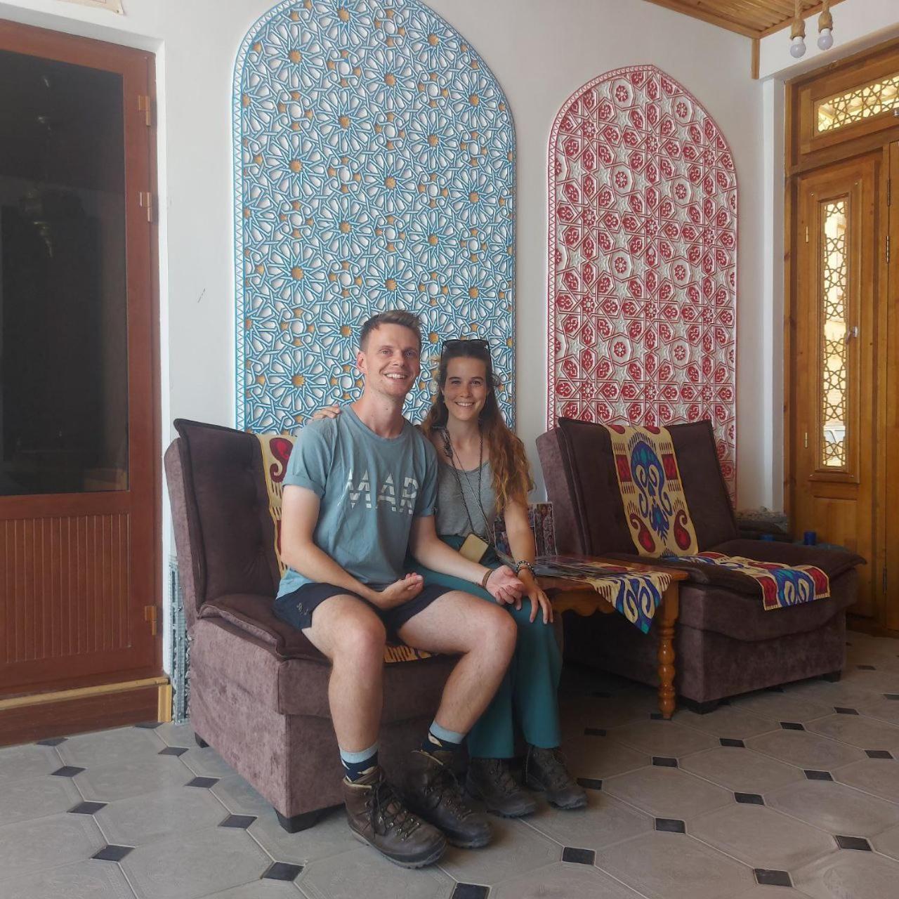 Old Safari Golden Location Guest House Bukhara Bagian luar foto